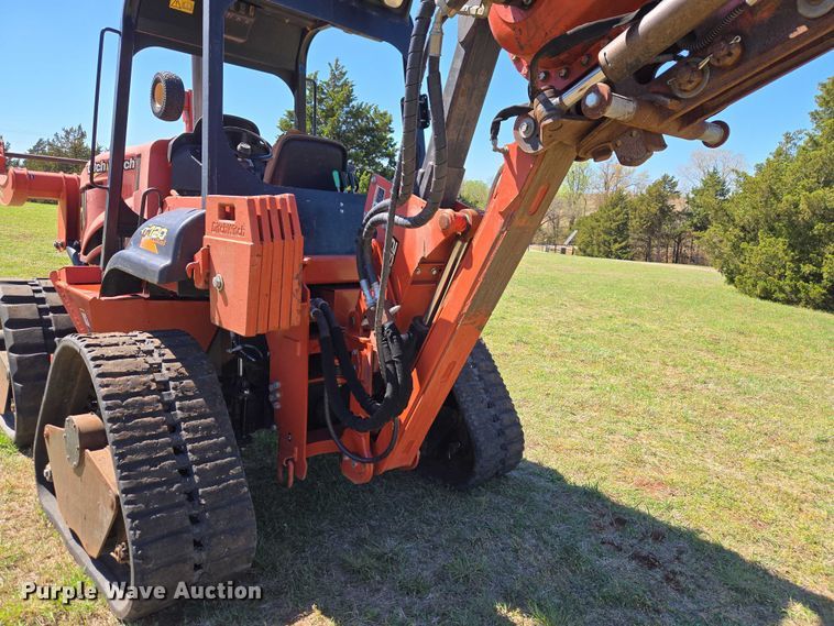 image for item ET5197 2014 Ditch Witch RT120 QUAD vibratory cable plow