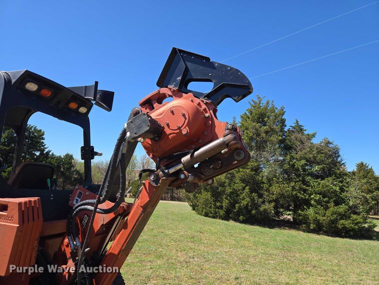 image for item ET5197 2014 Ditch Witch RT120 QUAD vibratory cable plow