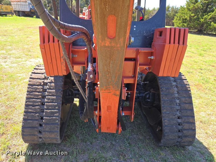 image for item ET5197 2014 Ditch Witch RT120 QUAD vibratory cable plow