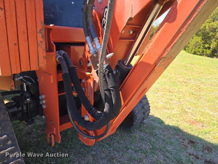 image for item ET5197 2014 Ditch Witch RT120 QUAD vibratory cable plow