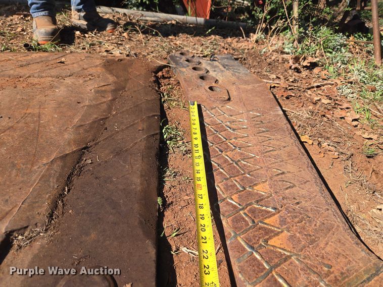 image for item ET5197 2014 Ditch Witch RT120 QUAD vibratory cable plow