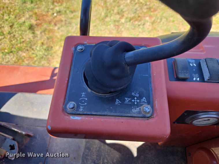 image for item ET5197 2014 Ditch Witch RT120 QUAD vibratory cable plow