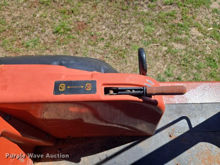 image for item ET5197 2014 Ditch Witch RT120 QUAD vibratory cable plow