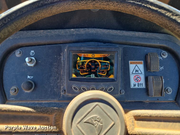 image for item ET5197 2014 Ditch Witch RT120 QUAD vibratory cable plow