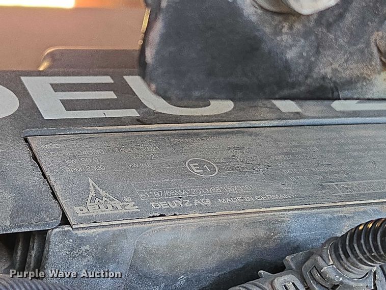 image for item ET5197 2014 Ditch Witch RT120 QUAD vibratory cable plow