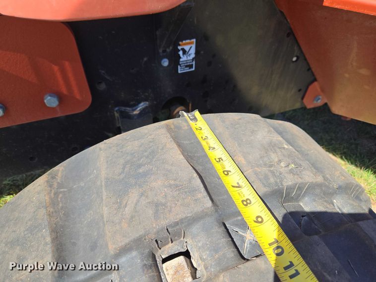 image for item ET5197 2014 Ditch Witch RT120 QUAD vibratory cable plow