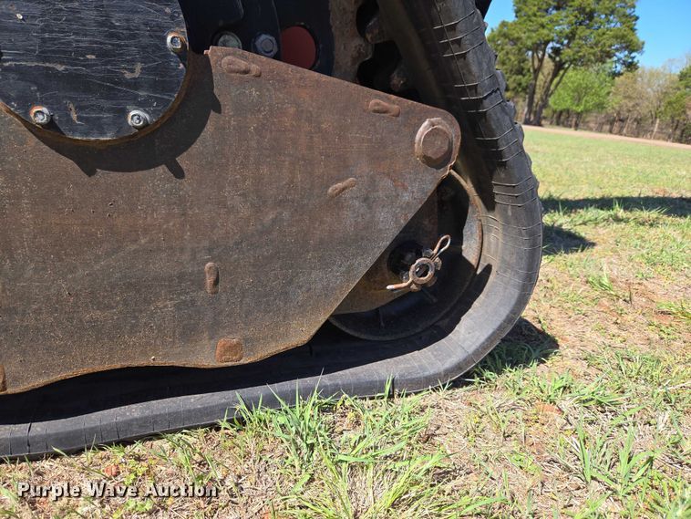 image for item ET5197 2014 Ditch Witch RT120 QUAD vibratory cable plow