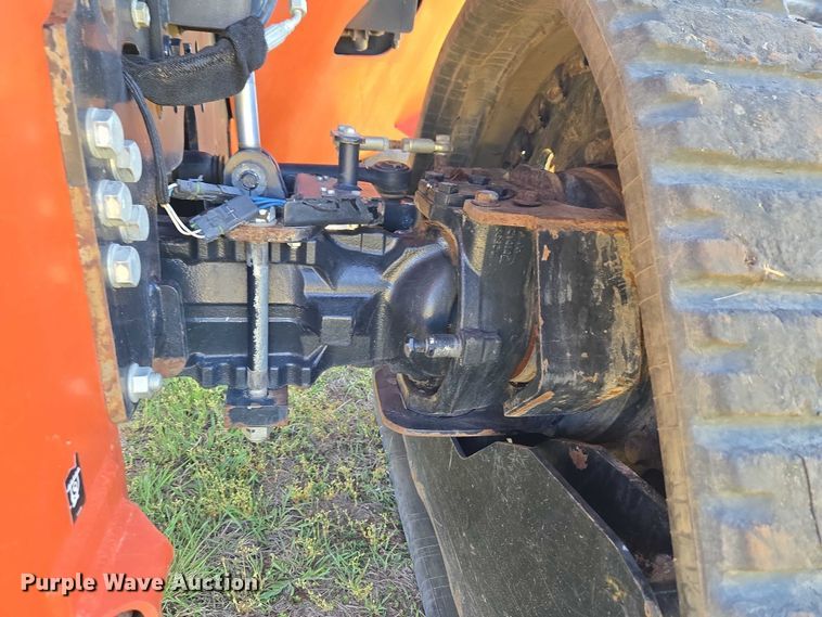image for item ET5197 2014 Ditch Witch RT120 QUAD vibratory cable plow