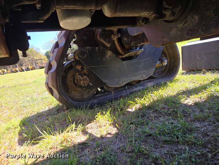 image for item ET5197 2014 Ditch Witch RT120 QUAD vibratory cable plow