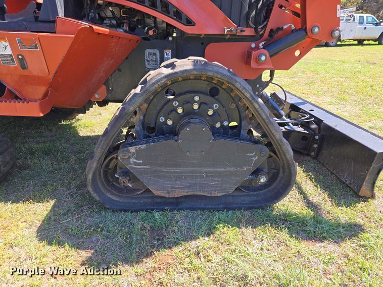 image for item ET5197 2014 Ditch Witch RT120 QUAD vibratory cable plow