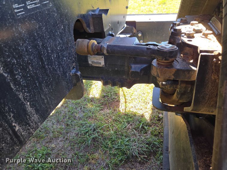 image for item ET5197 2014 Ditch Witch RT120 QUAD vibratory cable plow