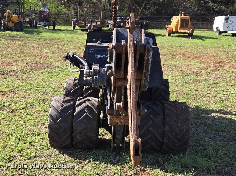 image for item ET5198 Ditch Witch 410SXD trencher