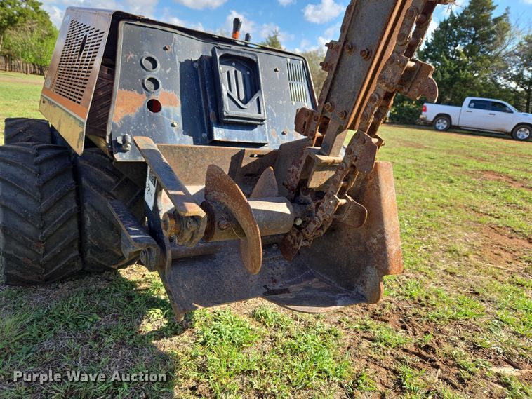 image for item ET5198 Ditch Witch 410SXD trencher