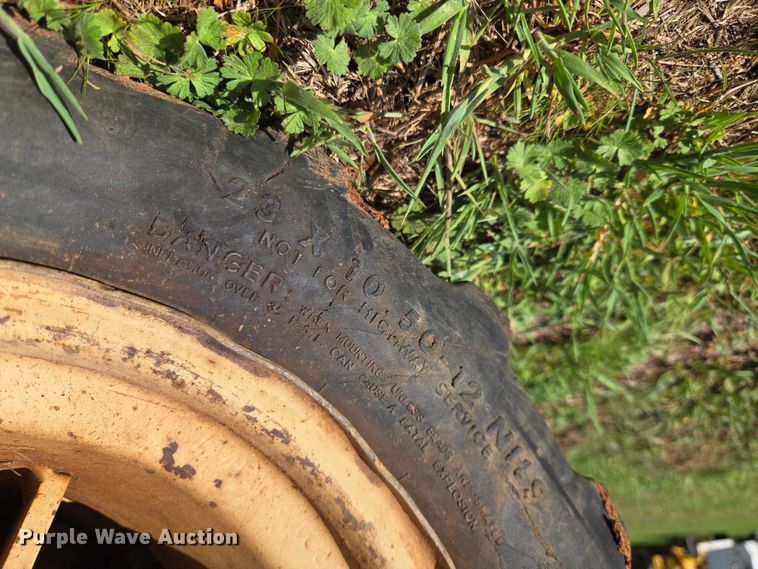 image for item ET5198 Ditch Witch 410SXD trencher