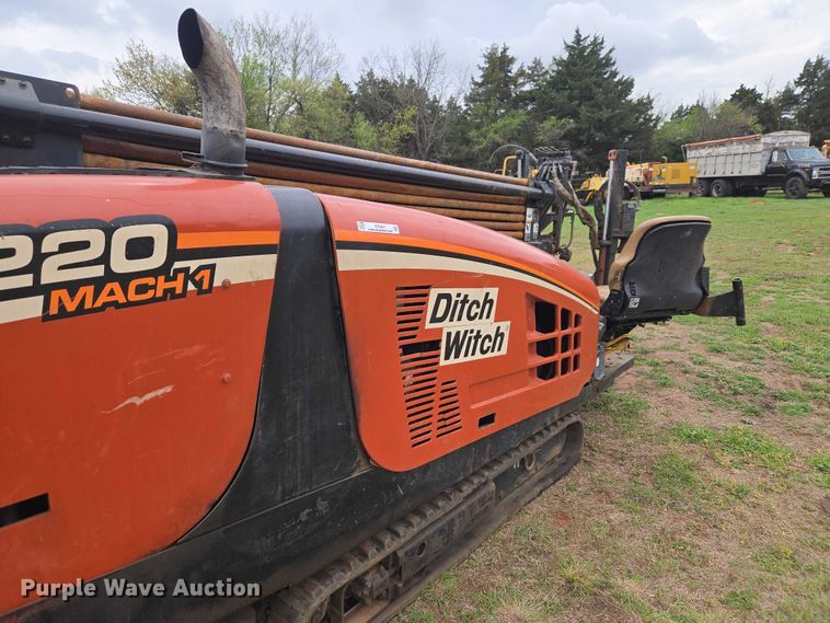image for item ET5201 2004 Ditch Witch JT1220 Mach 1 directional boring unit
