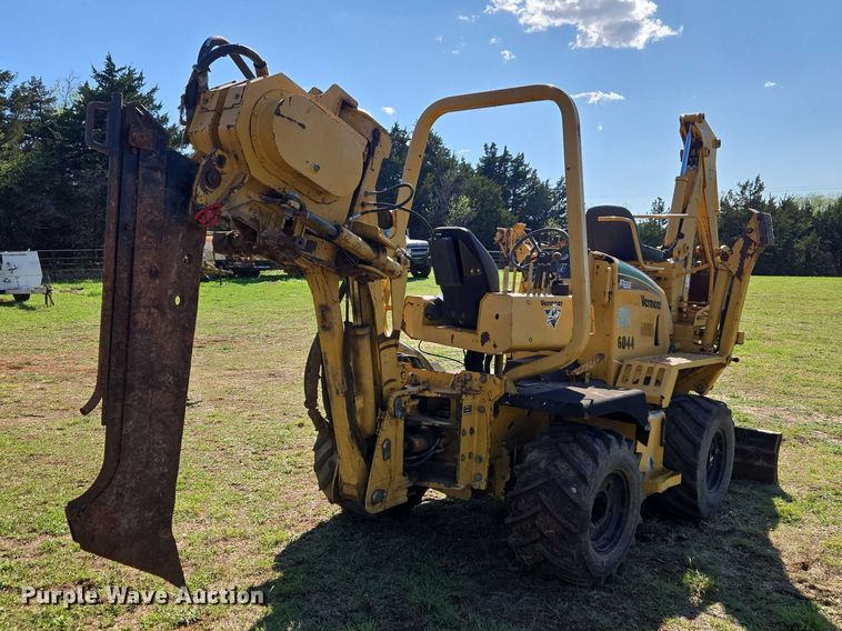 image for item ET5205 2005 Vermeer RT650 vibratory cable plow