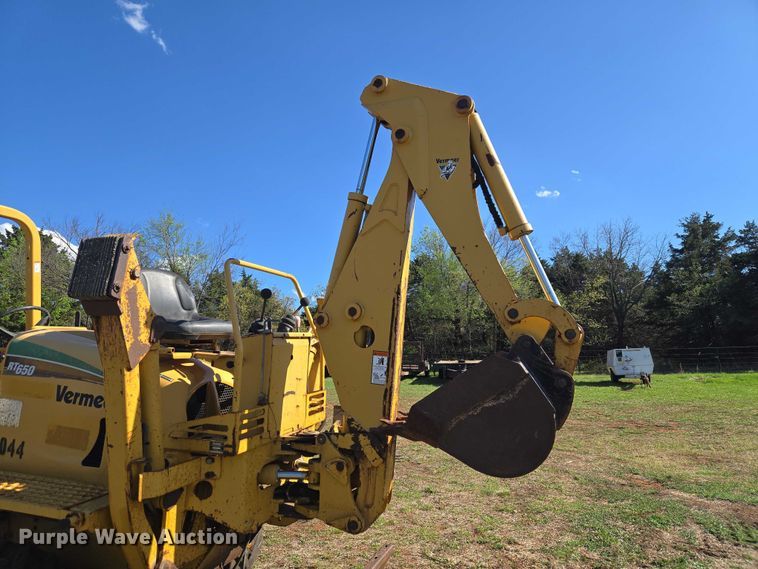 image for item ET5205 2005 Vermeer RT650 vibratory cable plow