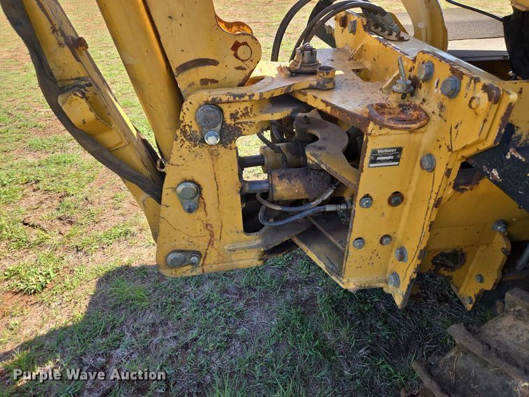 image for item ET5205 2005 Vermeer RT650 vibratory cable plow