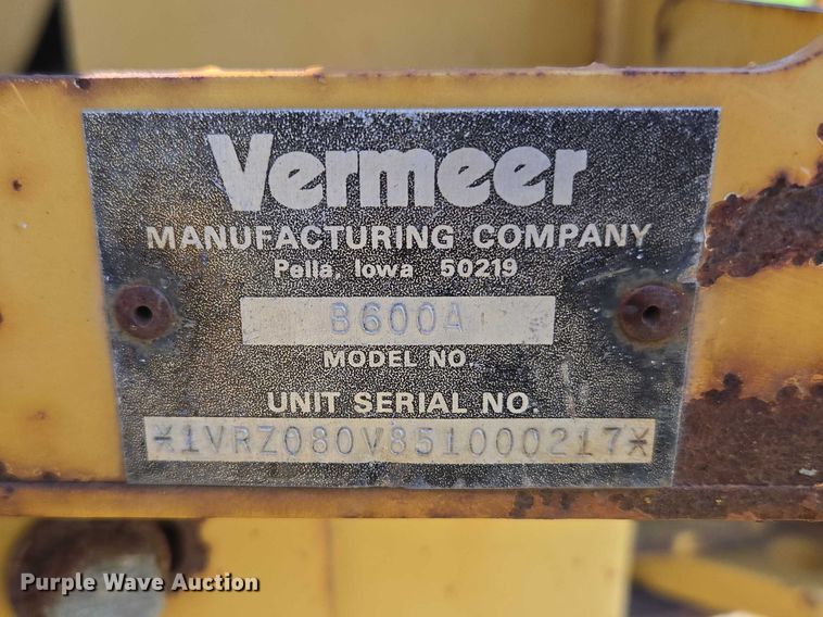 image for item ET5205 2005 Vermeer RT650 vibratory cable plow