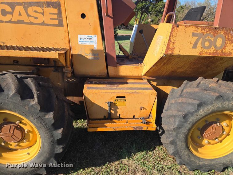 image for item ET5208 1989 Case 760 vibratory cable plow