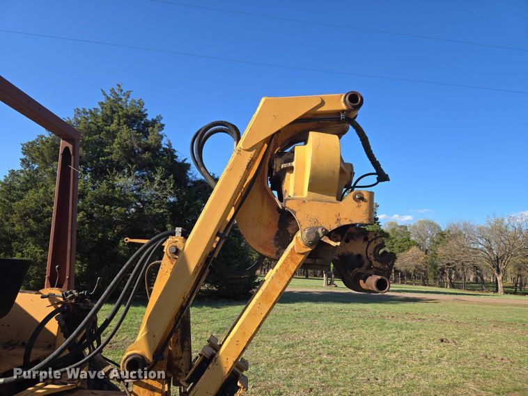 image for item ET5208 1989 Case 760 vibratory cable plow