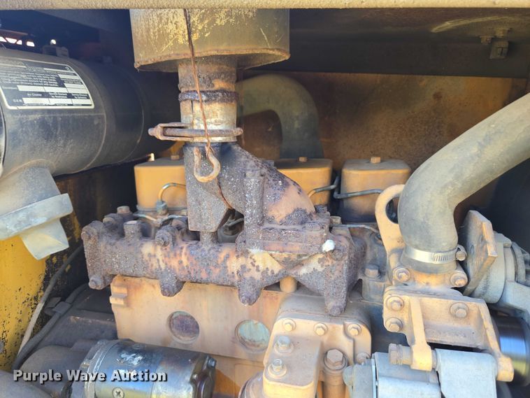 image for item ET5208 1989 Case 760 vibratory cable plow