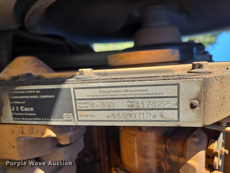 image for item ET5208 1989 Case 760 vibratory cable plow