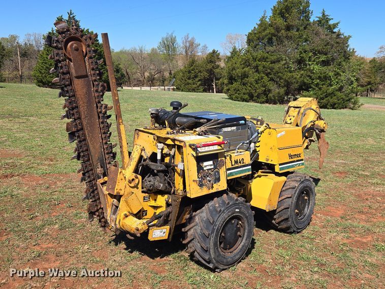 image for item ET5212 1999 Vermeer LM-42 trencher