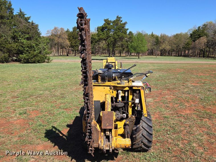image for item ET5212 1999 Vermeer LM-42 trencher
