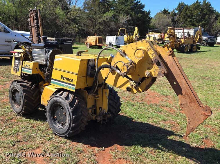 image for item ET5212 1999 Vermeer LM-42 trencher