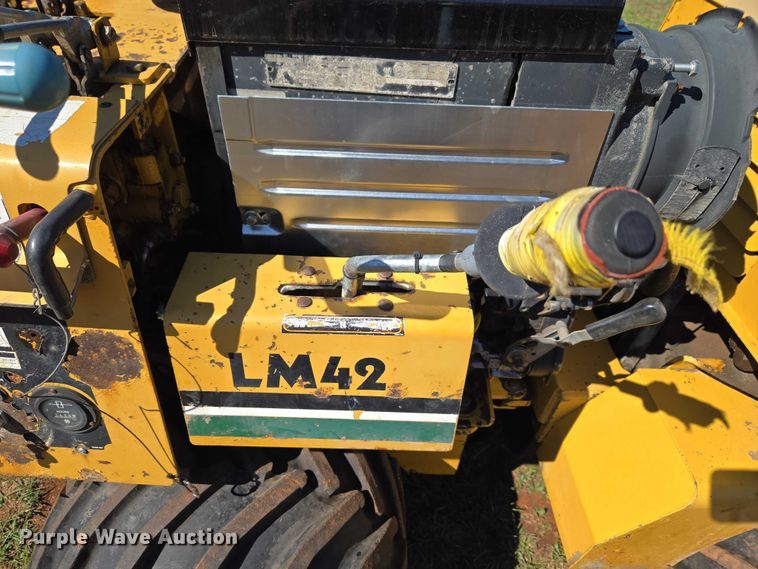 image for item ET5212 1999 Vermeer LM-42 trencher