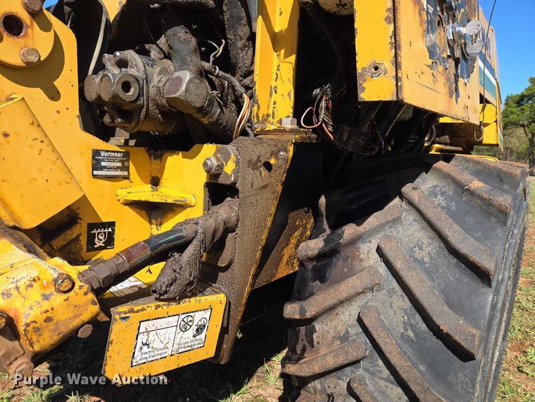 image for item ET5212 1999 Vermeer LM-42 trencher