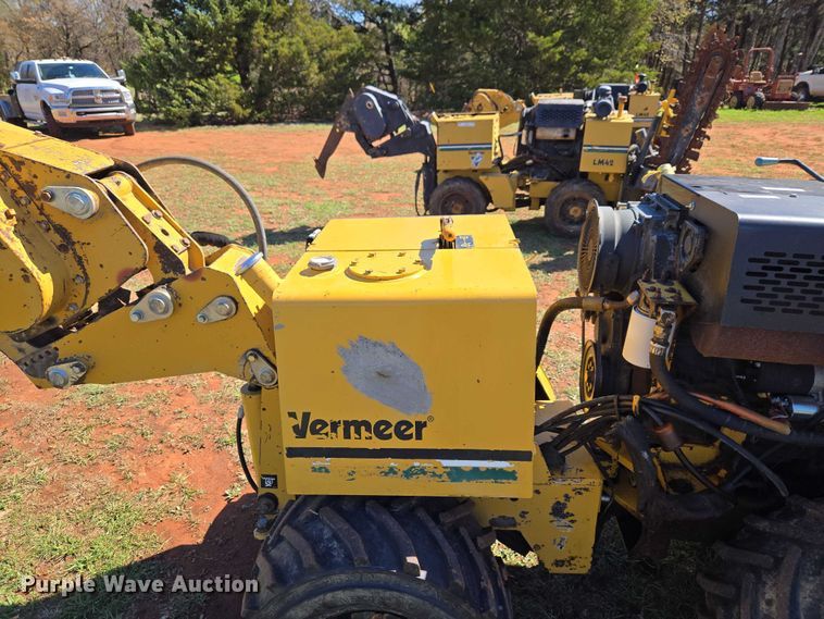 image for item ET5212 1999 Vermeer LM-42 trencher