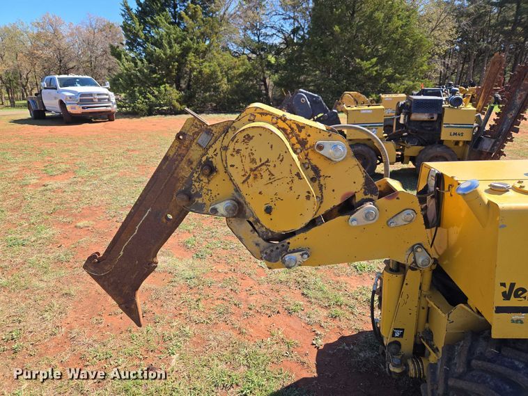 image for item ET5212 1999 Vermeer LM-42 trencher