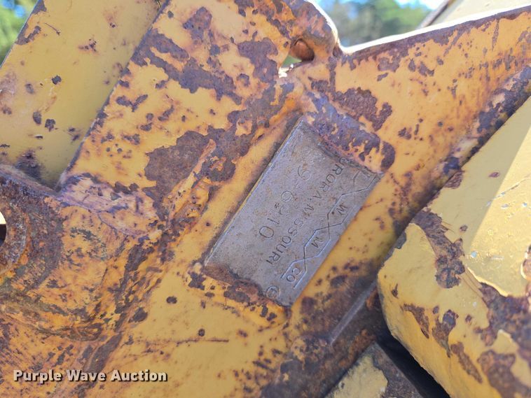 image for item ET5212 1999 Vermeer LM-42 trencher