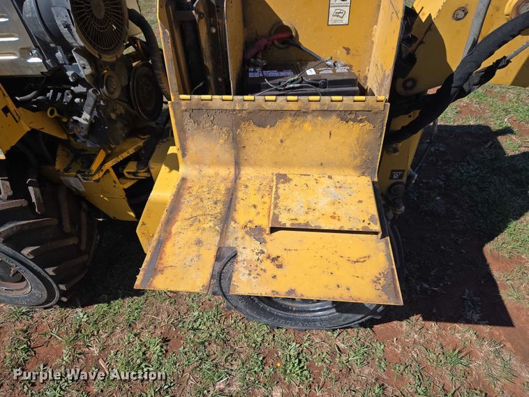 image for item ET5212 1999 Vermeer LM-42 trencher