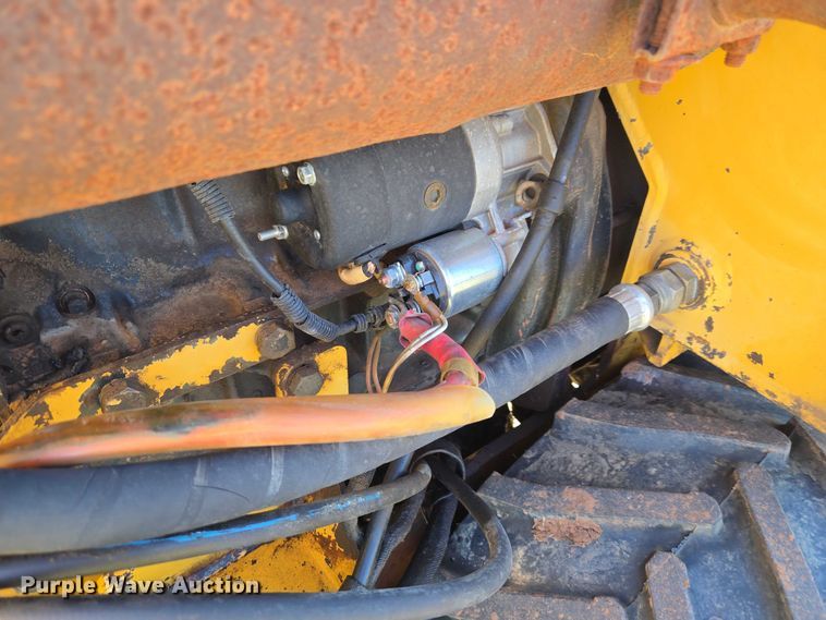 image for item ET5212 1999 Vermeer LM-42 trencher