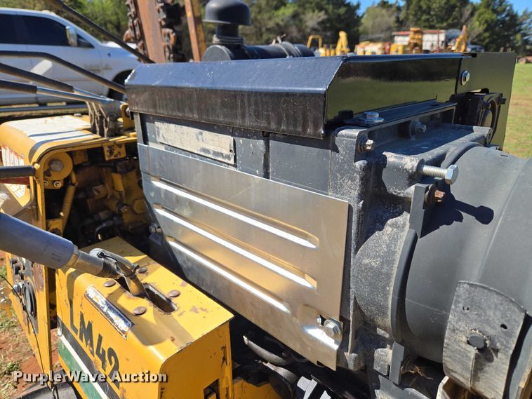 image for item ET5212 1999 Vermeer LM-42 trencher