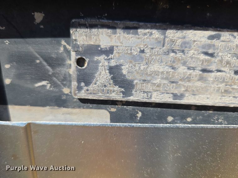 image for item ET5212 1999 Vermeer LM-42 trencher