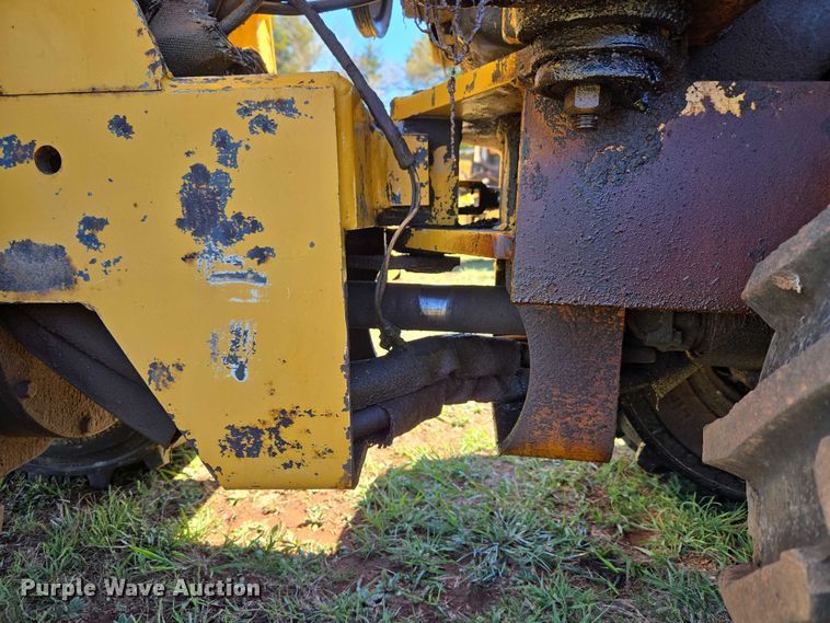 image for item ET5212 1999 Vermeer LM-42 trencher