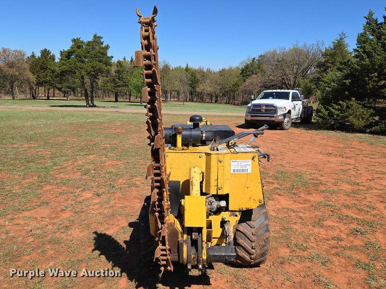 image for item ET5213 2004 Vermeer LM42 trencher