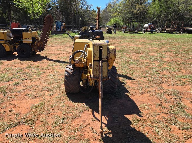 image for item ET5213 2004 Vermeer LM42 trencher