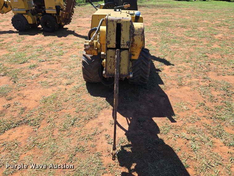 image for item ET5213 2004 Vermeer LM42 trencher