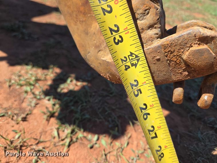 image for item ET5213 2004 Vermeer LM42 trencher