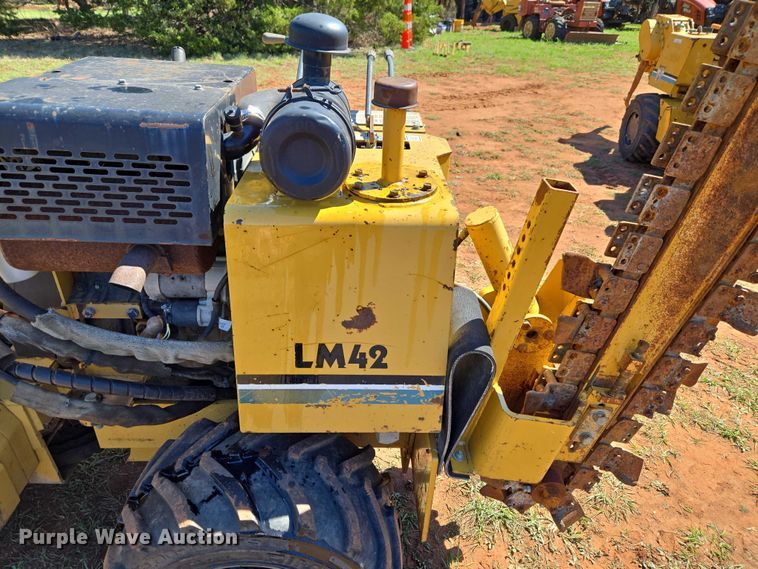image for item ET5213 2004 Vermeer LM42 trencher