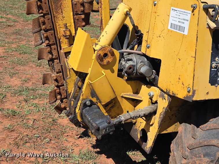 image for item ET5213 2004 Vermeer LM42 trencher