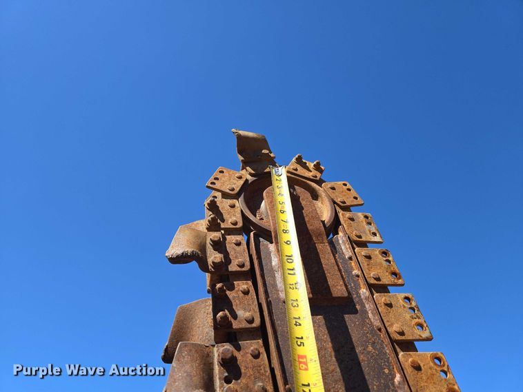 image for item ET5213 2004 Vermeer LM42 trencher