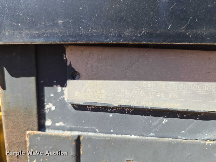 image for item ET5213 2004 Vermeer LM42 trencher