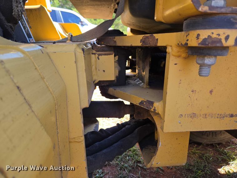 image for item ET5213 2004 Vermeer LM42 trencher