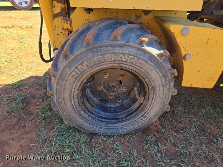 image for item ET5213 2004 Vermeer LM42 trencher